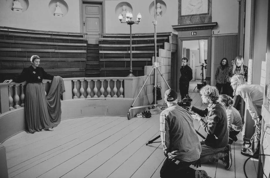 Behind the scenes med Vestager